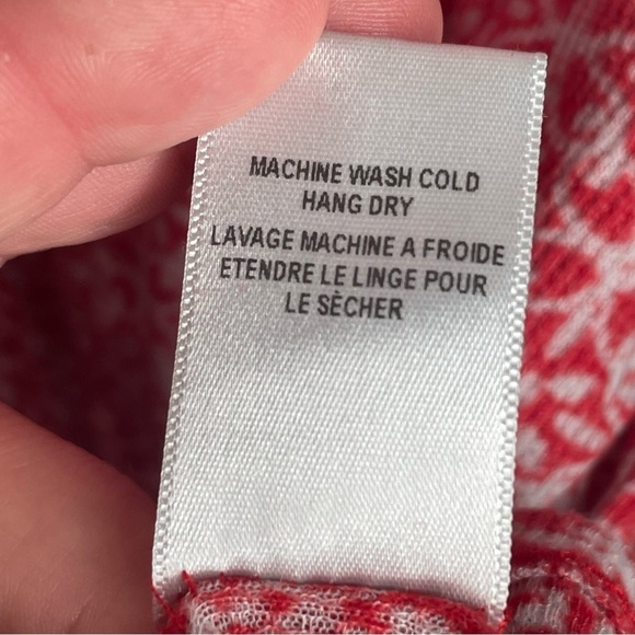 Kuhl Mia Henley Waffle Knit Thermal Top in Red/White Batik Floral Gorpcore XL - Picture 13 of 14